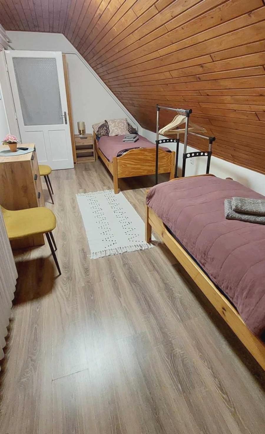 Teodor Apartment